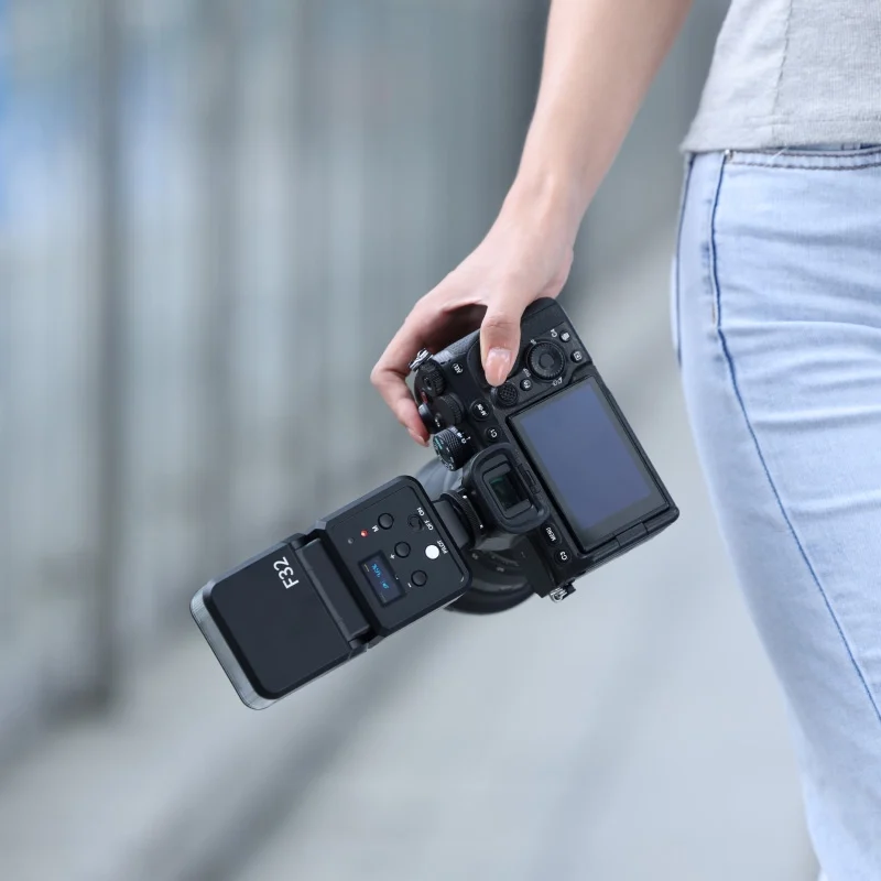 Ulanzi F32 Camera Flash GN32 3
