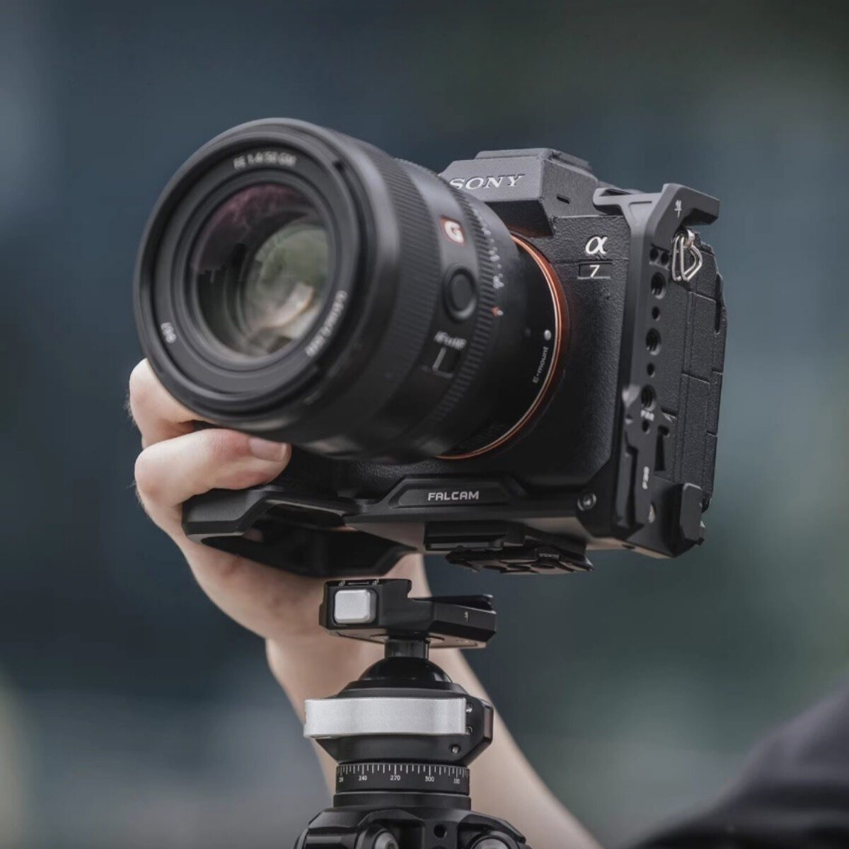 Falcam F22&F38 Quick Release L Bracket for Sony A7M4 A7S3 (2)