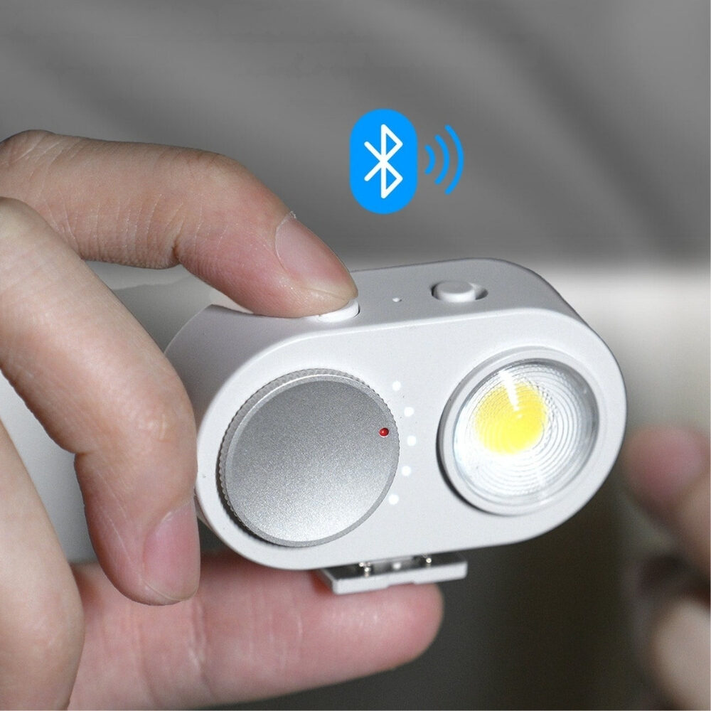 Fotorgear MagSafe 15W Selfie COB Flash Light with Cold Shoe (23)